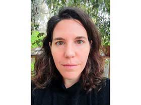 נועה מאיר-טיפול בהבעה ויצירה בקרית טבעון