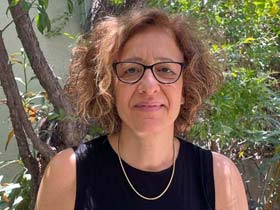 אורלי צרפתי פרידמן-פסיכולוגית קלינית מומחית - מטפלים בהתמודדות עם משברי חיים  תל אביב