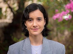 אירינה ברינשטיין-פסיכולוגית קלינית מומחית - מטפלים באתגרי זוגיות ומשפחה  חיפה