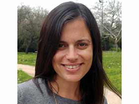 אסנת כהן-פסיכולוגית קלינית מומחית - מטפלים בפוסט טראומה  מרכז