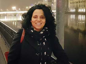אסתר פורקוש-פסיכואנליטקאית יונגיאנית - טיפול נפשי באמצעות חלומות - מטפלים בהתמודדות עם משברי חיים  חיפה