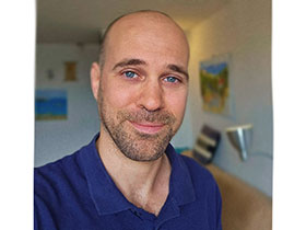דניאל פינקלשטיין-פסיכולוג קליני מומחה - מטפלים בהתמודדות עם משברי חיים  שרון