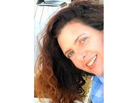 מאיה אדלשטיין-מטפלת רגשית לילדים ומדריכת הורים - מטפלים לפעוטות  חיפה